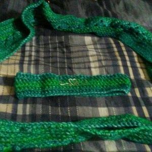 Women infinity scarf and headband set with bling.